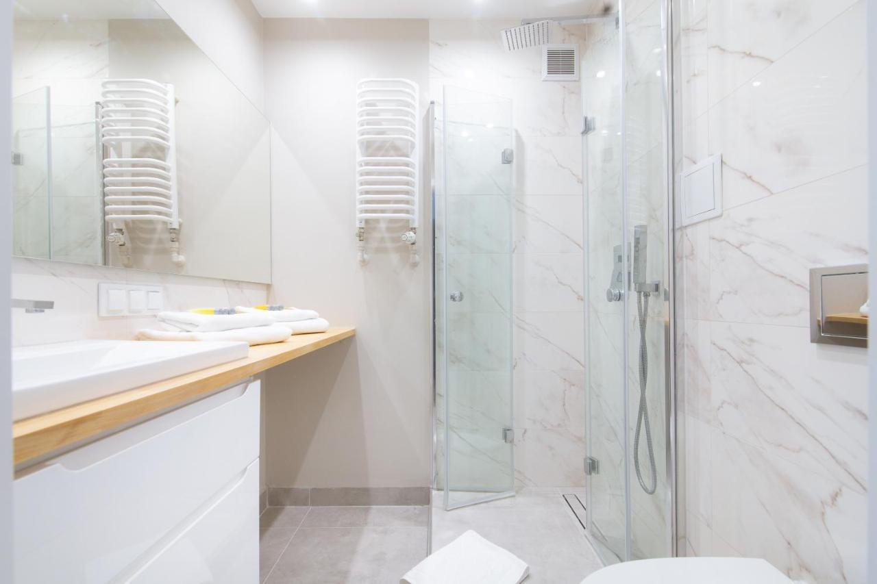 Beautiful 2 Rooms Flat With Balcony Warsaw Ngoại thất bức ảnh